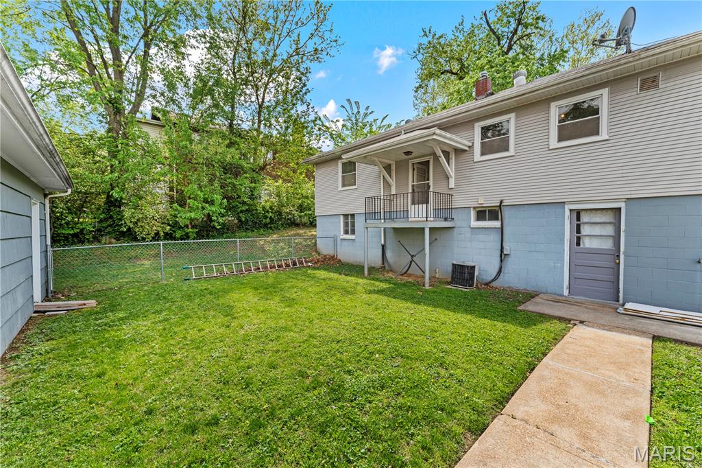 2812 Laclede Station Road Maplewood, MO 63143 - Photo 31 of 40