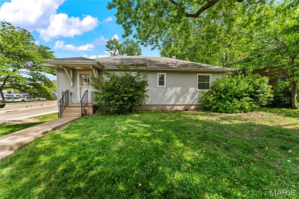 2812 Laclede Station Road Maplewood, MO 63143 - Photo 39 of 40