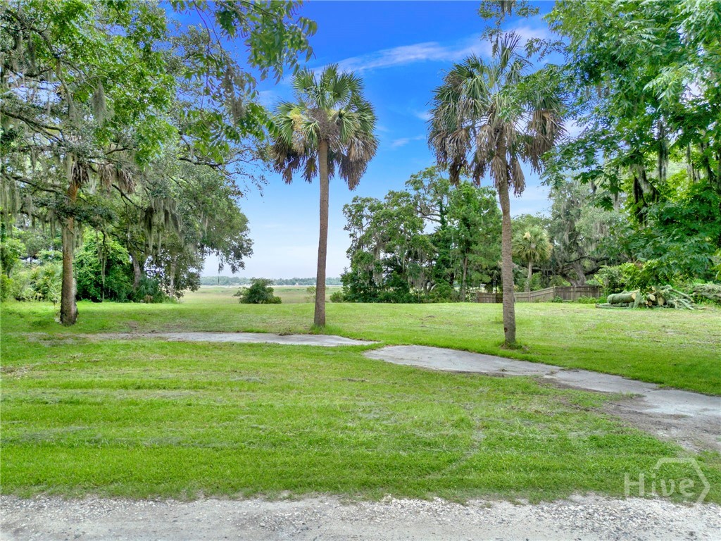 150 Rendant Avenue Savannah, GA 31419 - Photo 3 of 7
