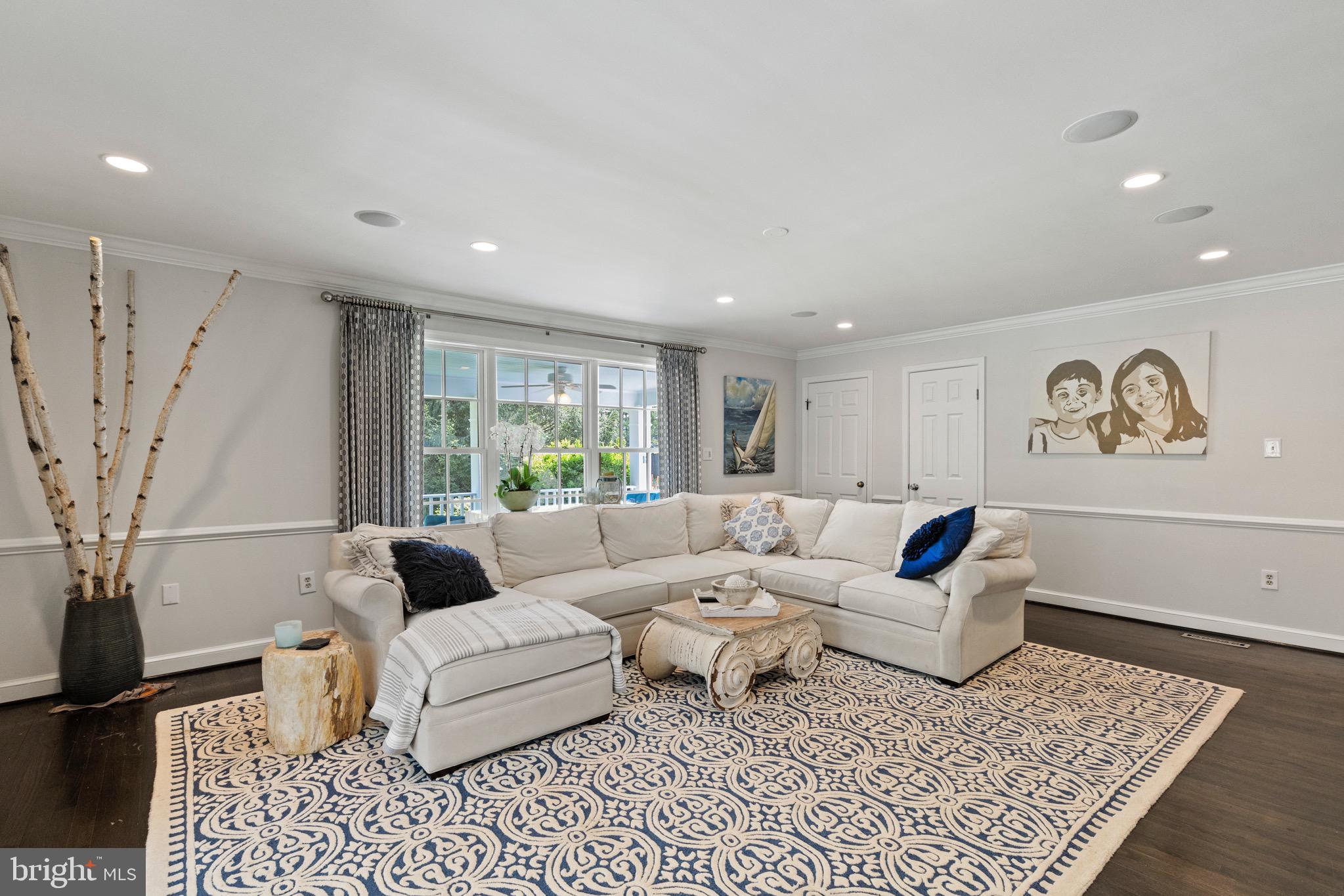 13613 Query Mill Road North Potomac, MD 20878 - Photo 13 of 87 Family Room