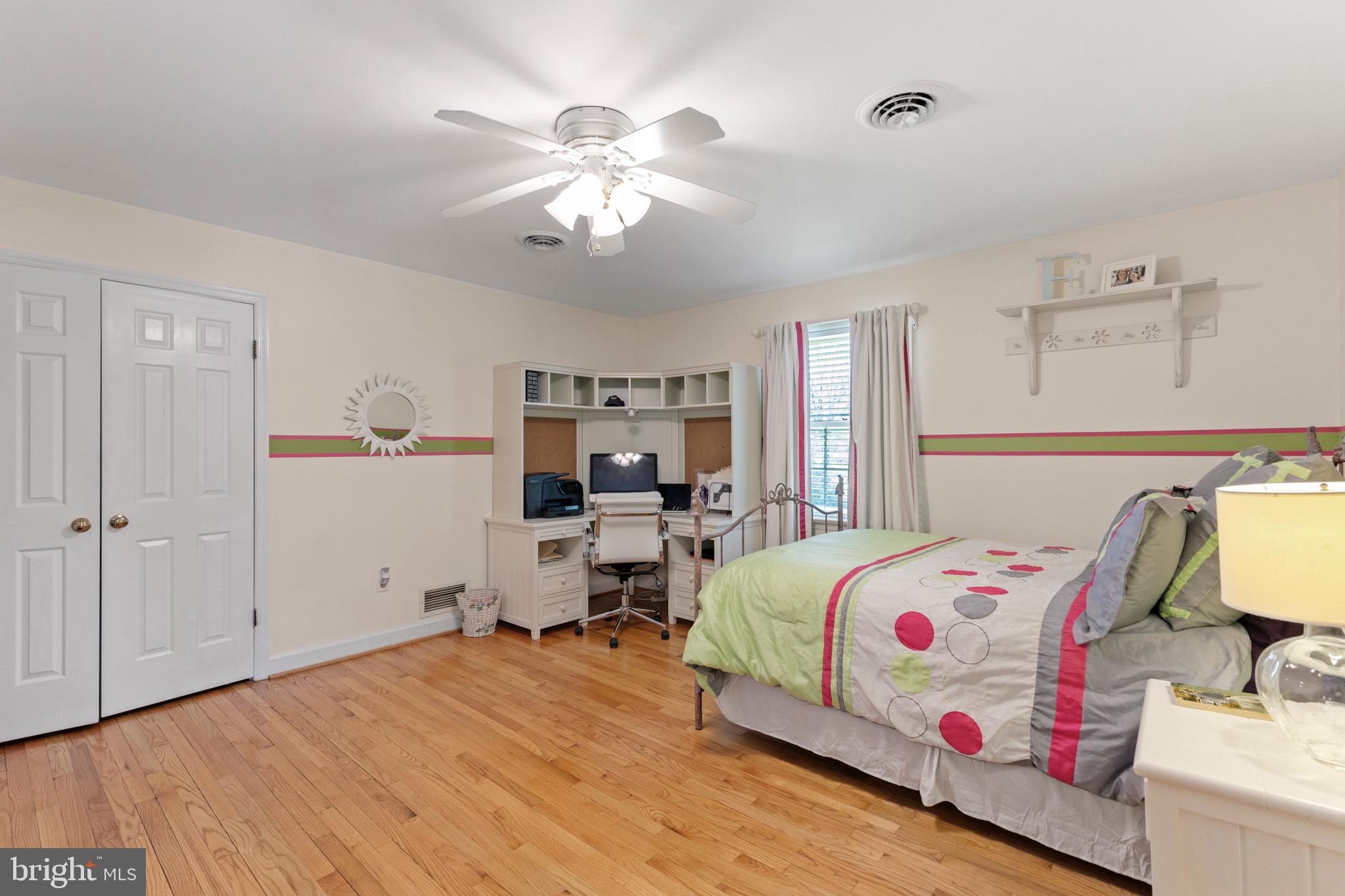 13613 Query Mill Road North Potomac, MD 20878 - Photo 43 of 87 Bedroom