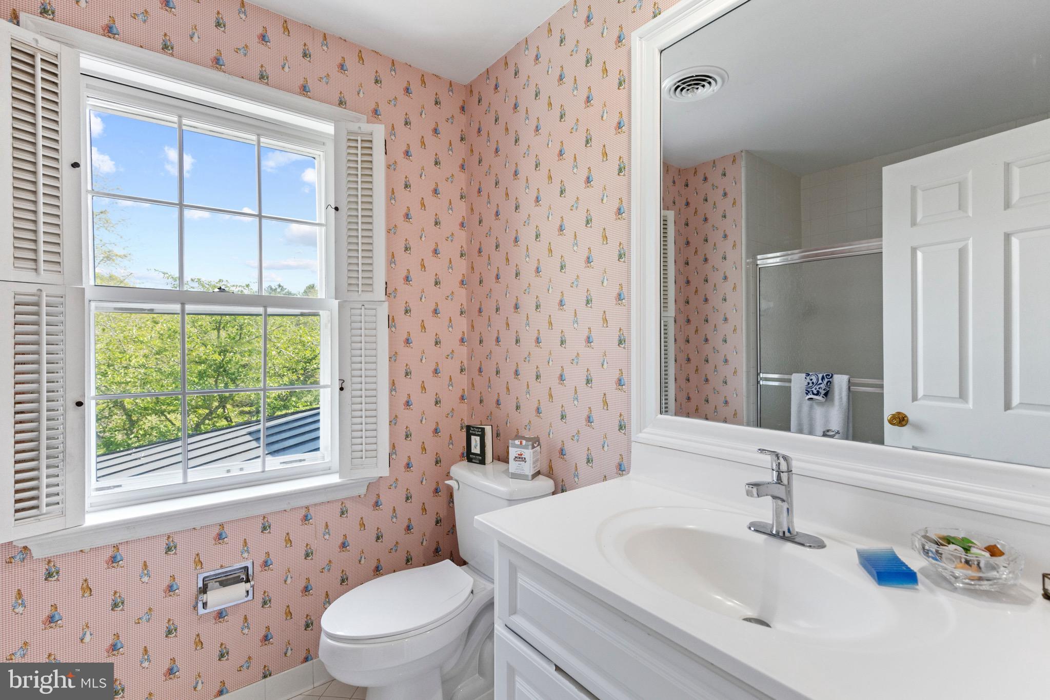 13613 Query Mill Road North Potomac, MD 20878 - Photo 44 of 87 Hall Bathroom