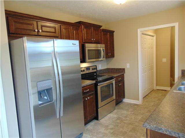 1003 Loganview Way Springfield, TN 37172 - Photo 5 of 20