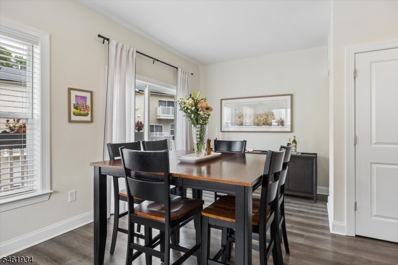 206 Abbe Road Little Falls, NJ 07424 - Photo 8 of 31 Gallery Image 8