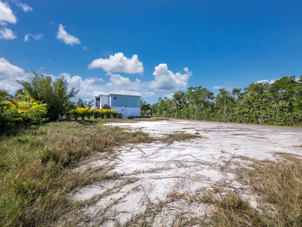 620 Companion Way Longboat Key, FL 34228 - Photo 16 of 17