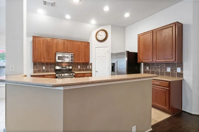 $2,100 | 17423 Renee Springs Court, Spring, TX 77379
