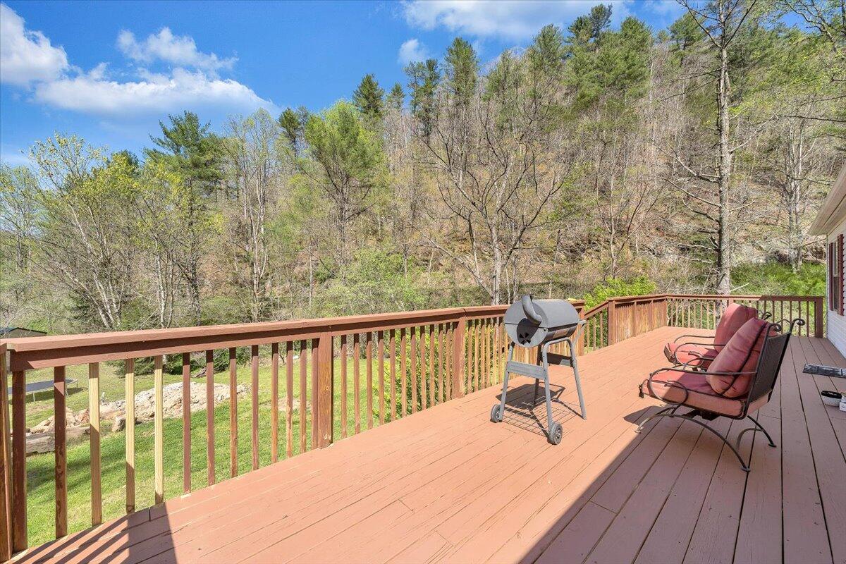 1660 Diamond Knob Road Northeast Check, VA 24072 - Photo 28 of 31 a view of balcony with furniture