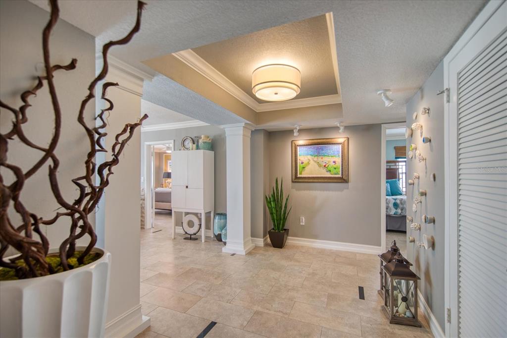 17400 Gulf Boulevard, Unit J9 Redington Shores, FL 33708 - Photo 7 of 41