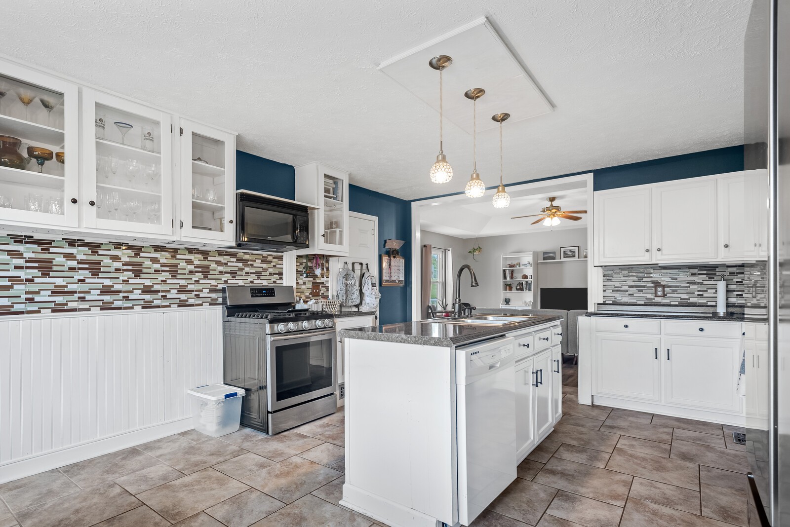 362 Norene Road Lebanon, TN 37090 - Photo 11 of 40 a kitchen with white cabinets and appliances