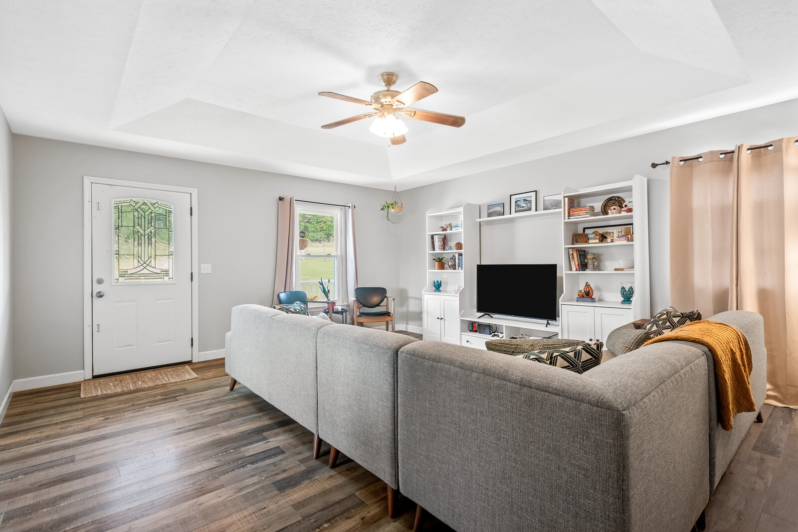 362 Norene Road Lebanon, TN 37090 - Photo 5 of 40 a living room with furniture and a flat screen tv
