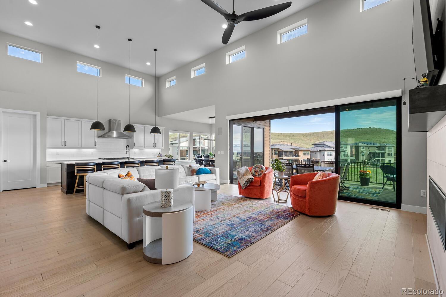 10869 Bluffside Drive Lone Tree, CO 80124 - Photo 10 of 48