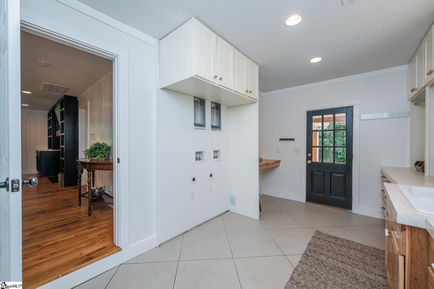 508 Forest Drive Landrum, SC 29356 - Photo 16 of 48
