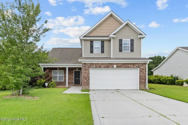 $310,000 | 221 Silver Hills Drive, Jacksonville, NC 28546