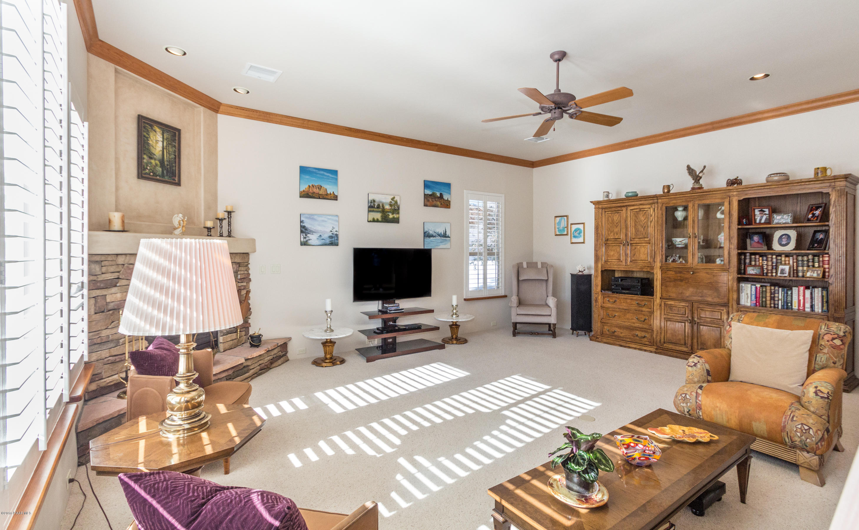 1412 Eureka Ridge Way Prescott, AZ 86303 - Photo 7 of 37 007_Living Room