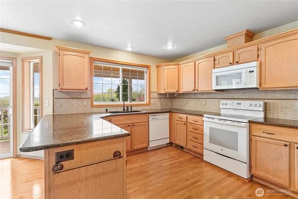 $1,125,000 | 15626 4th Avenue Northwest, Arlington, WA 98223