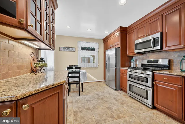 $424,990 | 8501 Sprague Place, New Carrollton, MD 20784