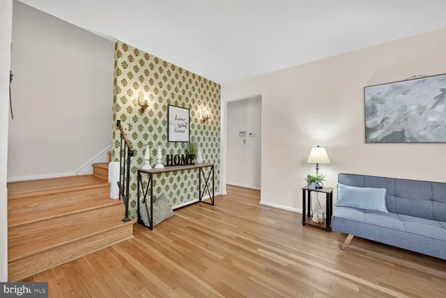 $424,990 | 8501 Sprague Place, New Carrollton, MD 20784