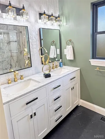 $599,900 | 1716 Pottery Road, Washington, MO 63090