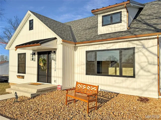 $599,900 | 1716 Pottery Road, Washington, MO 63090