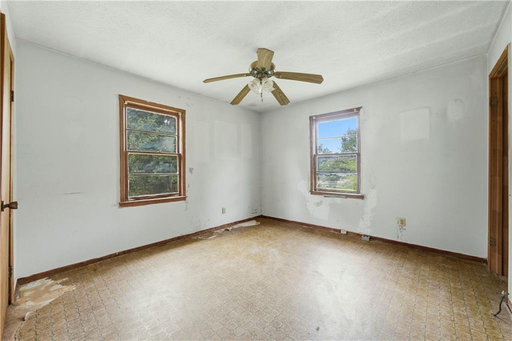 535 Kent Street Bowdon, GA 30108 - Photo 15 of 21