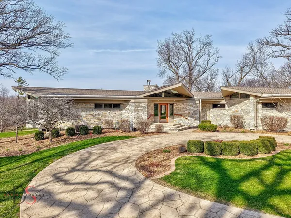 $635,000 | 2778 East 1779th Road, Ottawa, IL 61350