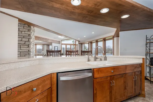 $635,000 | 2778 East 1779th Road, Ottawa, IL 61350