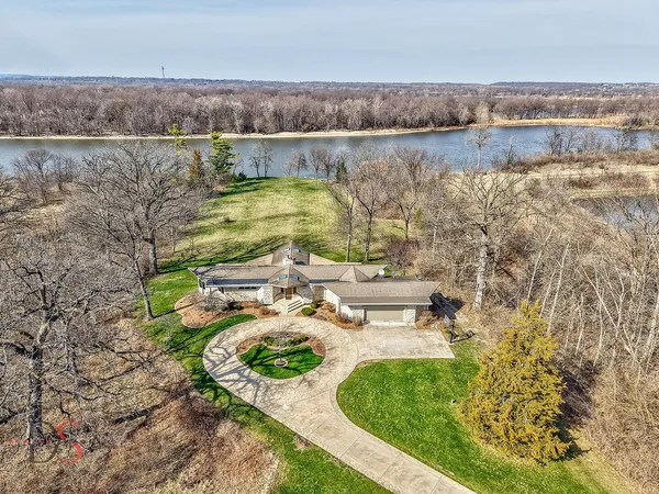 $635,000 | 2778 East 1779th Road, Ottawa, IL 61350