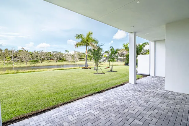$1,890,000 | 20302 Somerset Hls Drive, Boca Raton, FL 33434