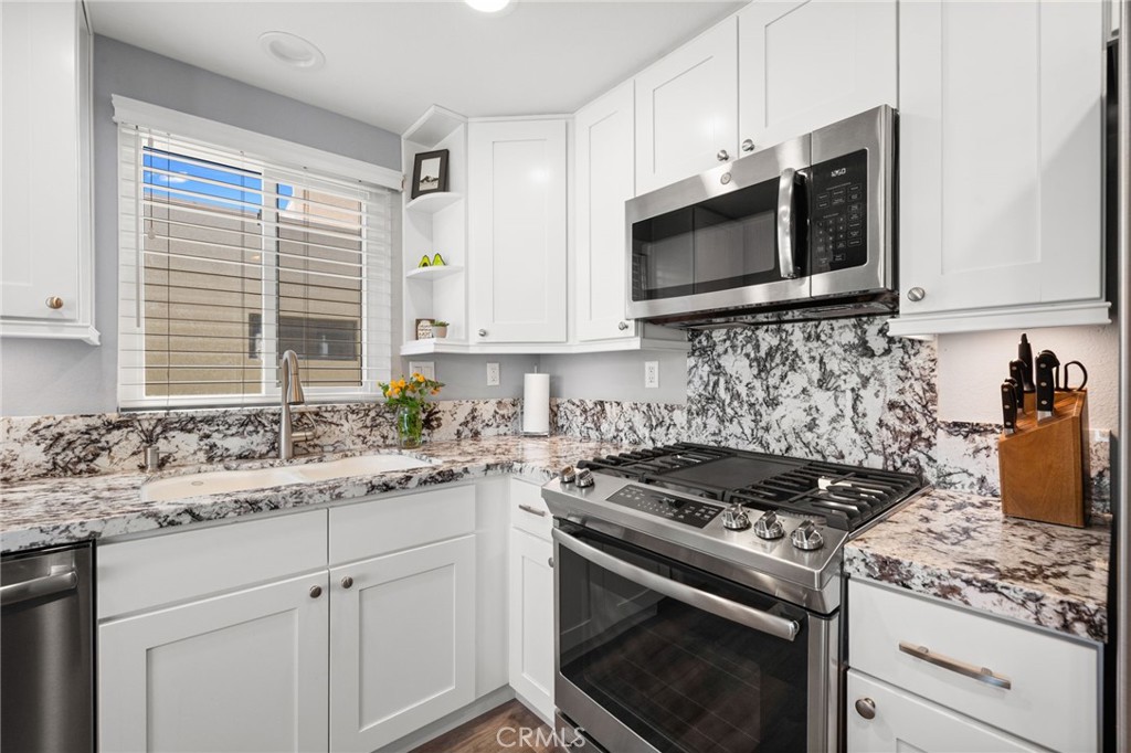 41488 Inverness Way Palm Desert, CA 92211 - Photo 21 of 55