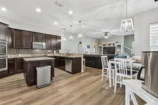 $709,900 | 146 Bridger Trail Court, Minneola, FL 34715