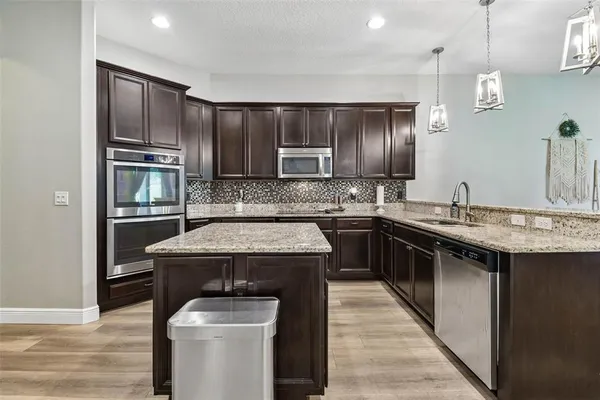 $709,900 | 146 Bridger Trail Court, Minneola, FL 34715
