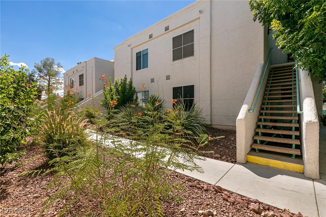 7100 West Pirates Cove Road, Unit 2004 Las Vegas, NV 89145 - Photo 2 of 25