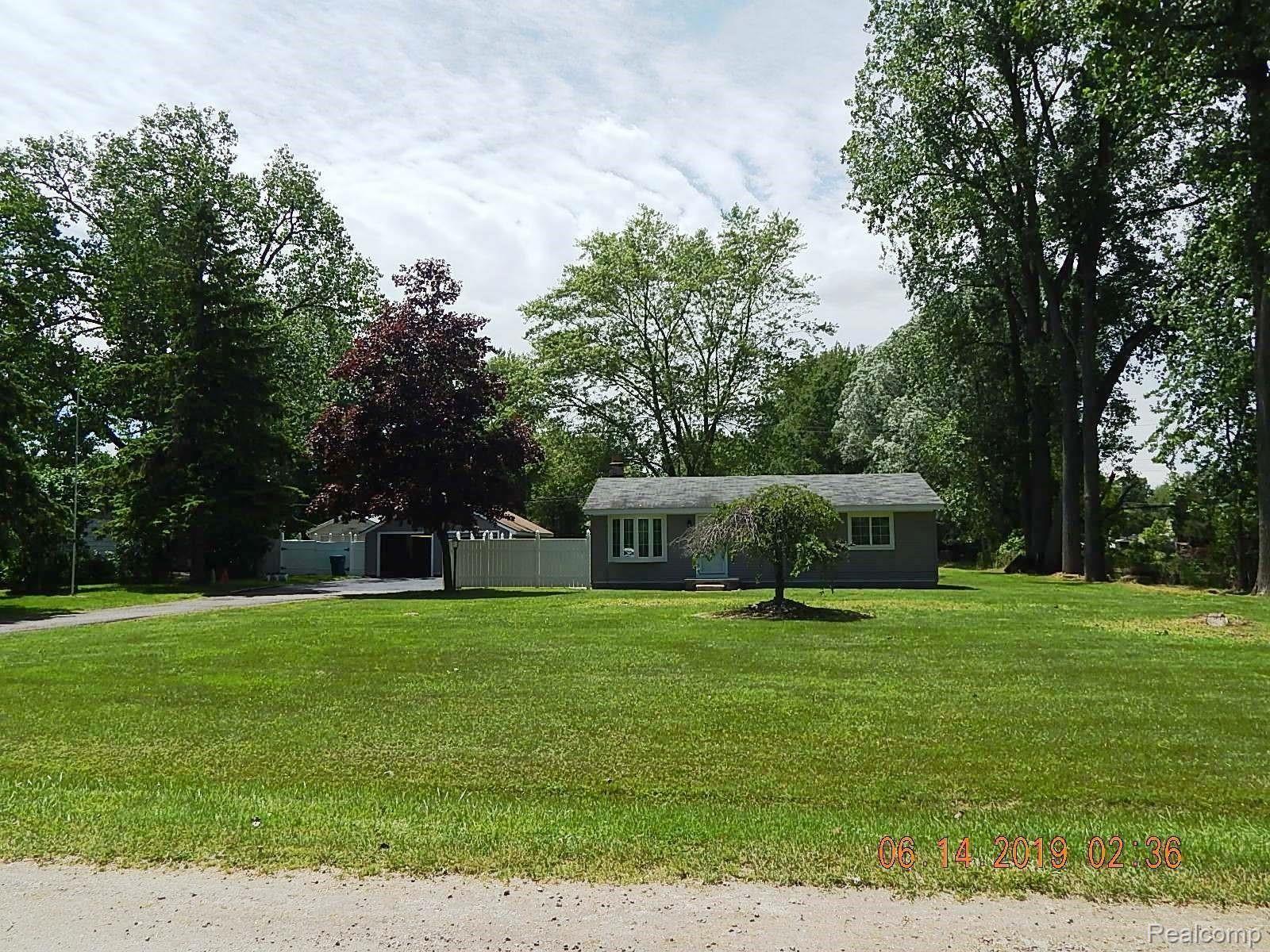 19222 Sylvia Road Romulus, MI 48174 - Photo 4 of 45 front north side.JPG