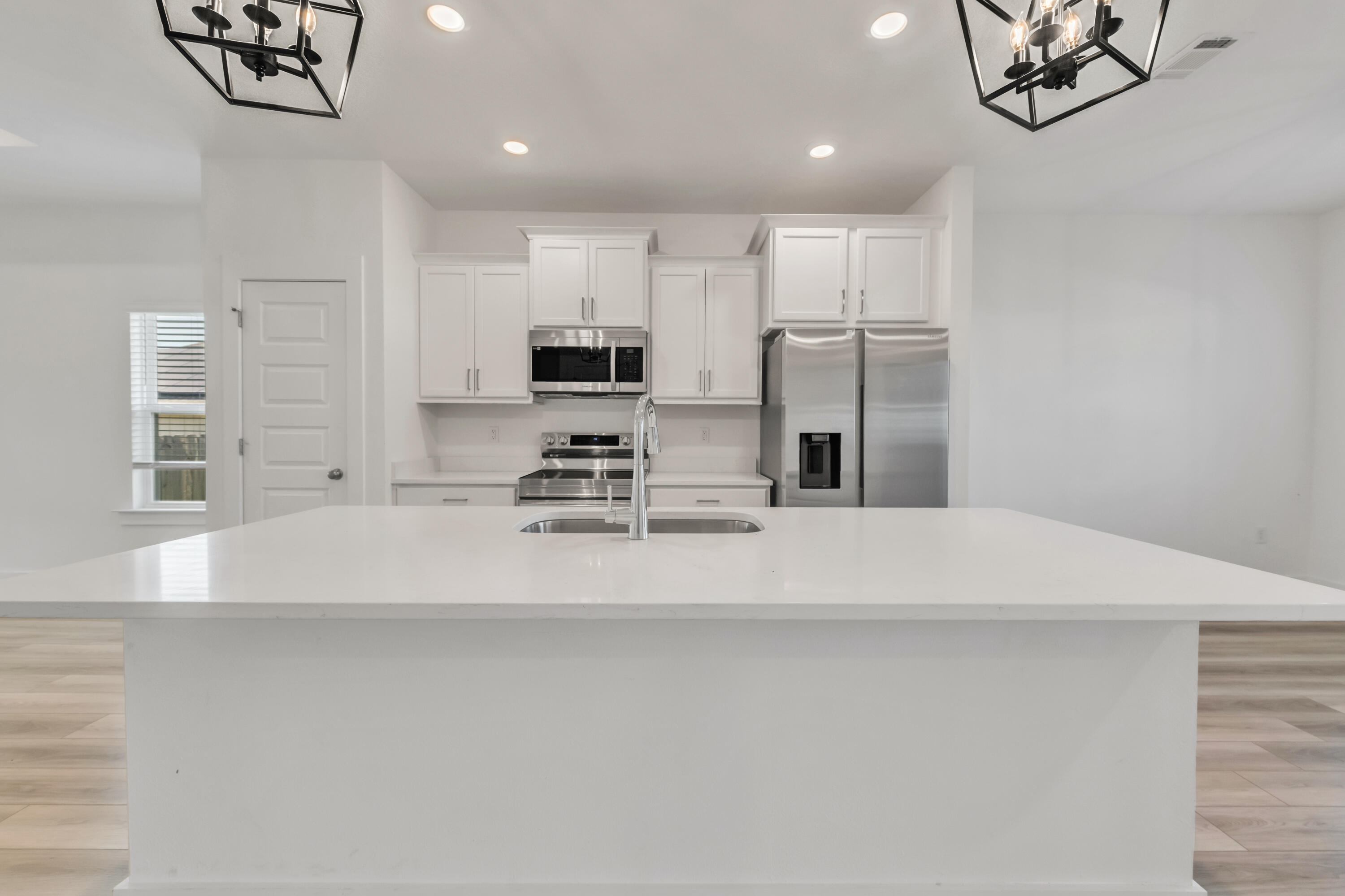 161 Blooming Cove Crestview, FL 32539 - Photo 8 of 23 _D851834