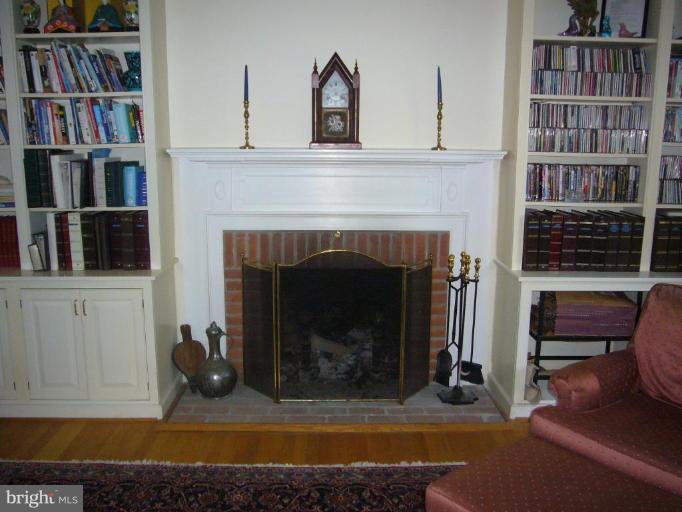 27200 Clarksburg Road Damascus, MD 20872 - Photo 12 of 30 Fireplace