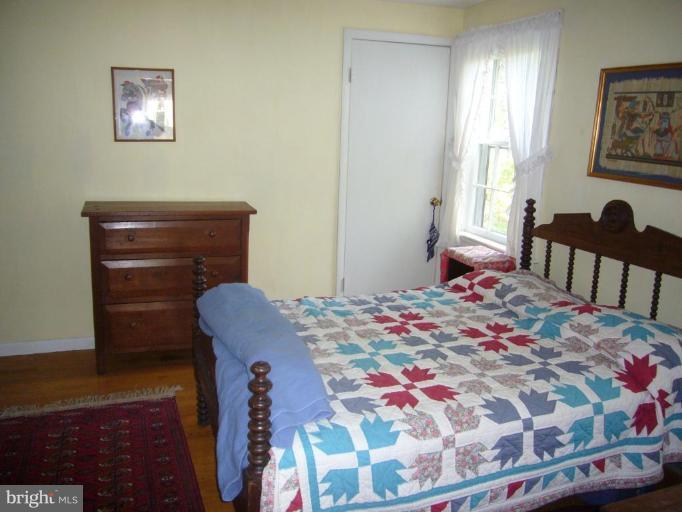 27200 Clarksburg Road Damascus, MD 20872 - Photo 20 of 30 Bedroom #2