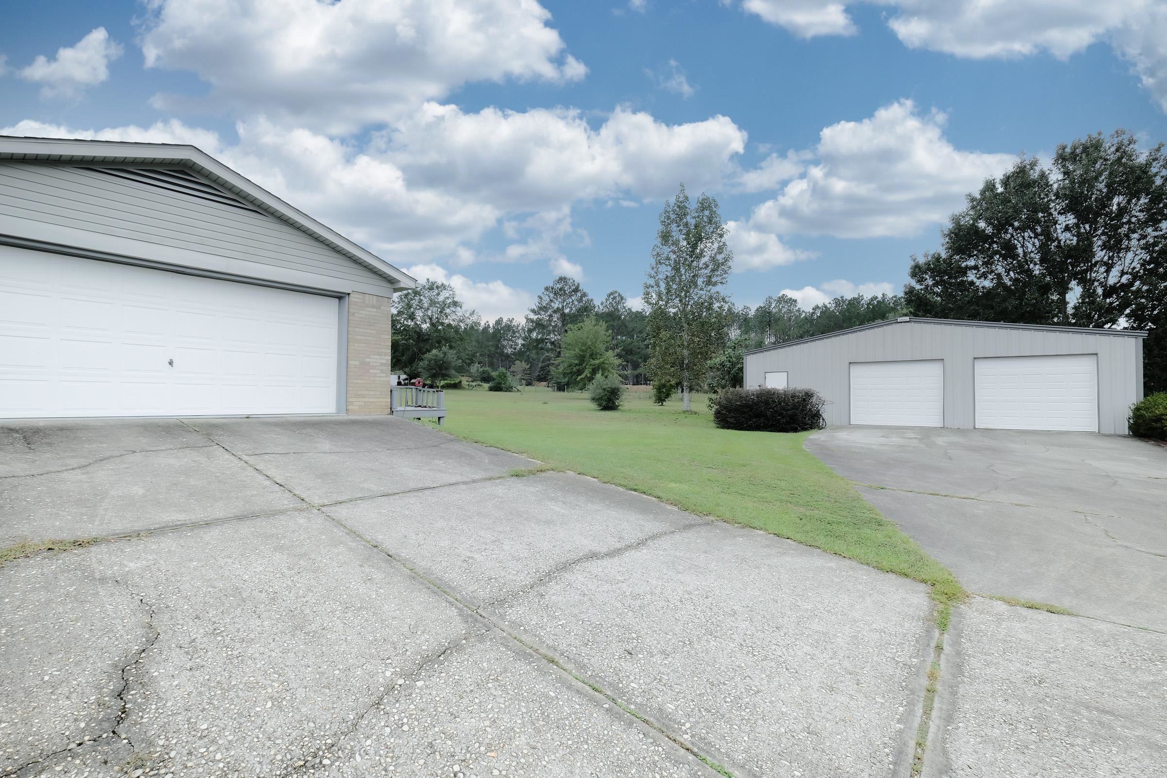 35759 Spring Road North Stapleton, AL 36578 - Photo 5 of 31