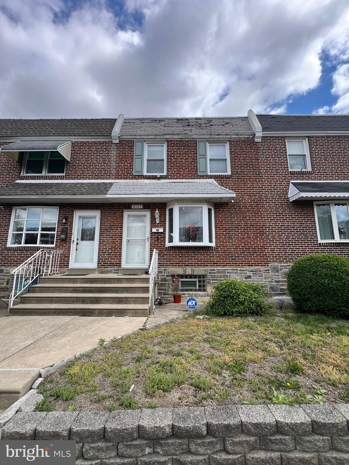 2121 Lardner Street Philadelphia, PA 19149 - Photo 1 of 21