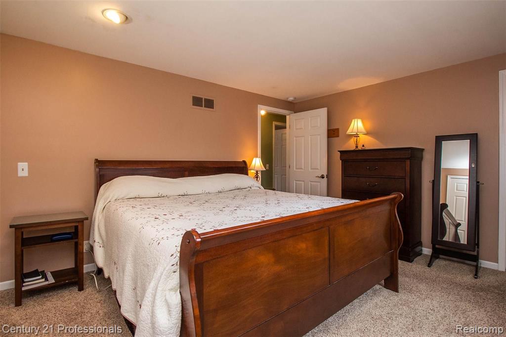 3129 Harvard Road Royal Oak, MI 48073 - Photo 24 of 52