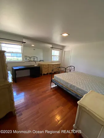 $2,600 | 275 Garfield Avenue, Oakhurst, NJ 07755