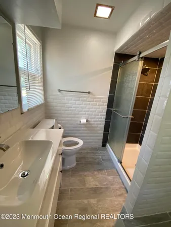 $2,600 | 275 Garfield Avenue, Oakhurst, NJ 07755