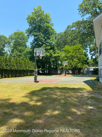 $3,000 | 275 Garfield Avenue, Oakhurst, NJ 07755