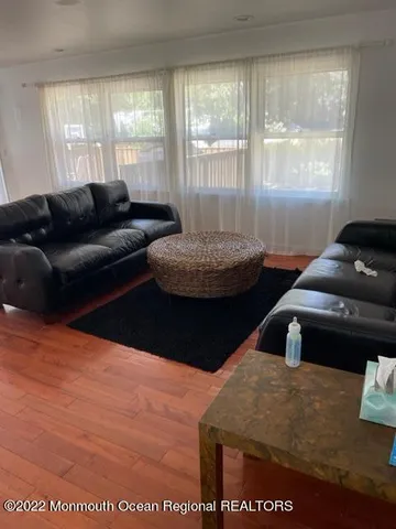 $3,000 | 275 Garfield Avenue, Oakhurst, NJ 07755