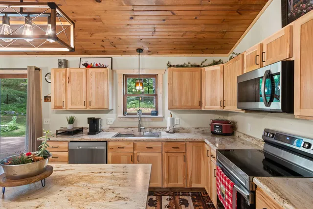 $399,900 | 1132 Apache Avenue, Nekoosa, WI 54457