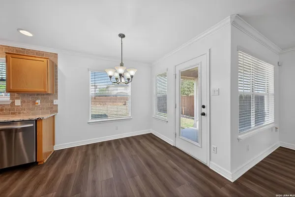 $1,800 | 9827 Palomino Oaks, San Antonio, TX 78254