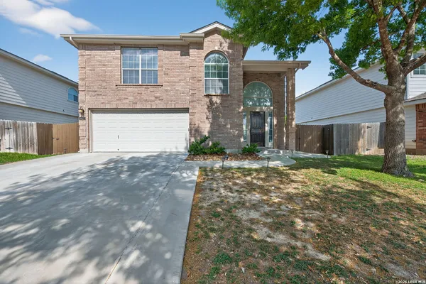 $1,800 | 9827 Palomino Oaks, San Antonio, TX 78254