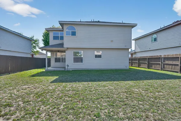 $1,800 | 9827 Palomino Oaks, San Antonio, TX 78254