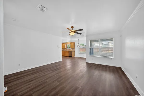 $1,800 | 9827 Palomino Oaks, San Antonio, TX 78254