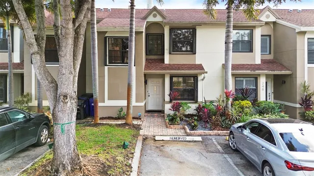 a house view with a outdoor space