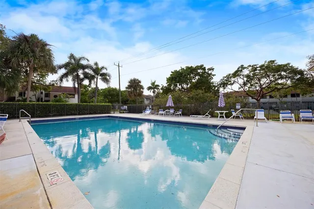 a view of a tennis court